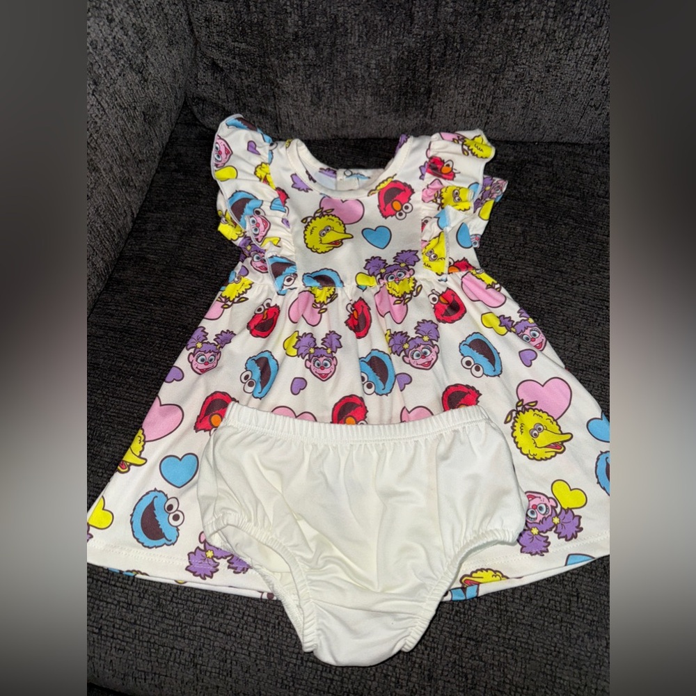 Sesame Street Baby Dress and Bloomers Set Size 6M - Picture 4 of 7